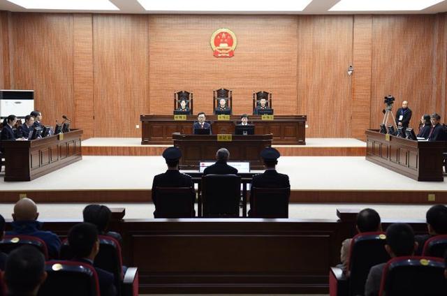 河南省委原常委陈雪枫案一审开庭涉贿148亿余元