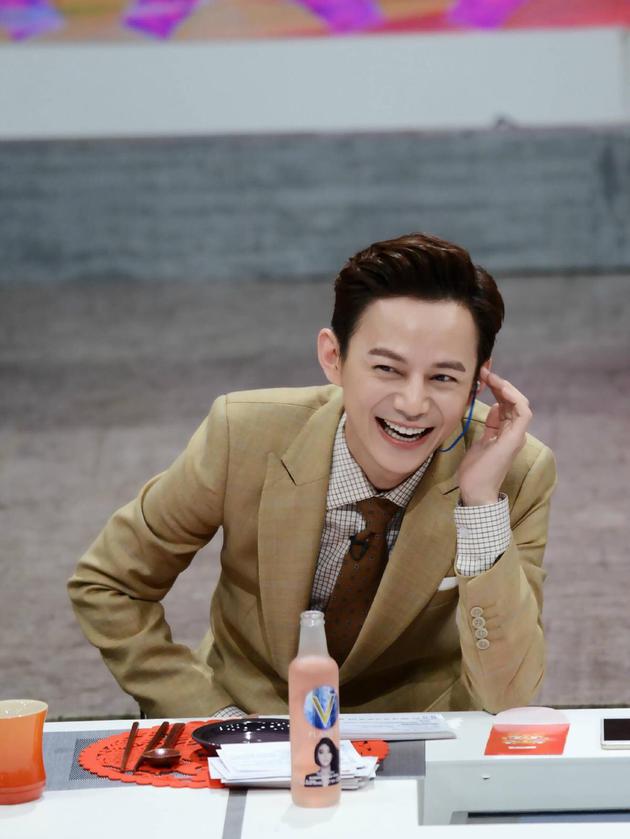 何炅生日群星送上祝福 贴心温柔人缘超好- 国际