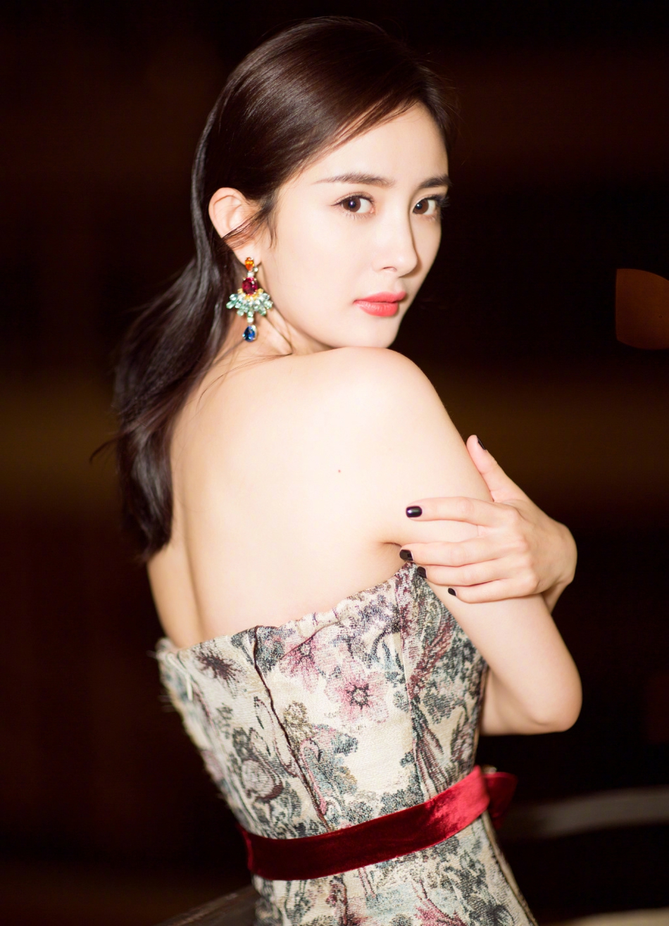 《逆时营救》杨幂获休斯敦电影节最佳女演员奖.她的演技真的进步了?