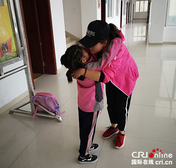 图片默认标题_fororder_拥抱是最好的礼物