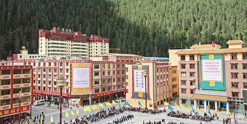 （焦点图，导航成都，移动端轮播图）四川非遗传习所：播下艺术和脱贫的种子