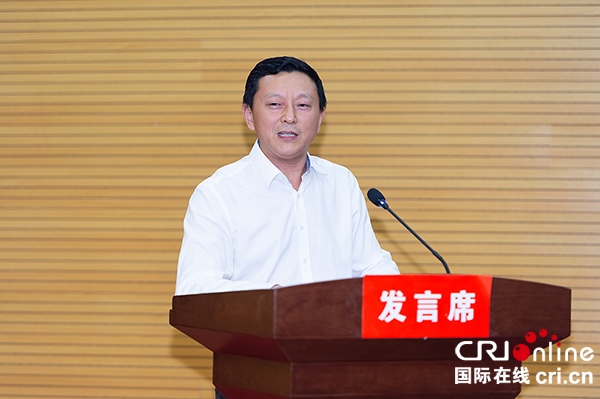 图片默认标题_fororder_3成都师范学院党委常委、副院长岳正华讲话（摄影-廖志全）