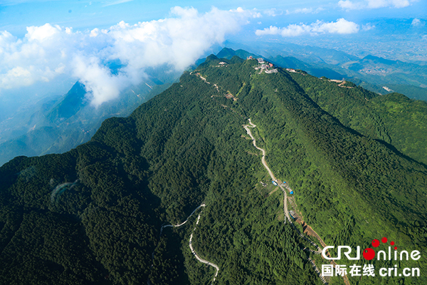 图片默认标题_fororder_华蓥第一峰-天堑变通途-（摄影-邱海鹰）