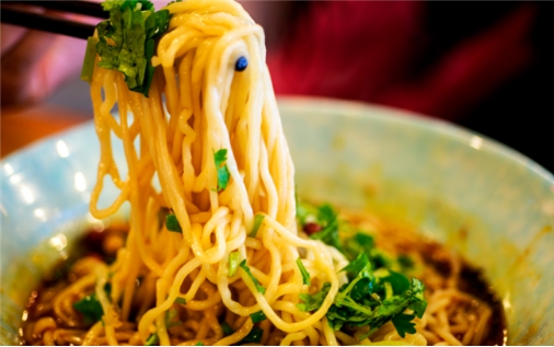 十一重庆旅游美食推荐 首当其冲舌尖2渝味晓宇火锅 十一重庆旅游美食推荐 首当其冲舌尖2渝味晓宇火锅