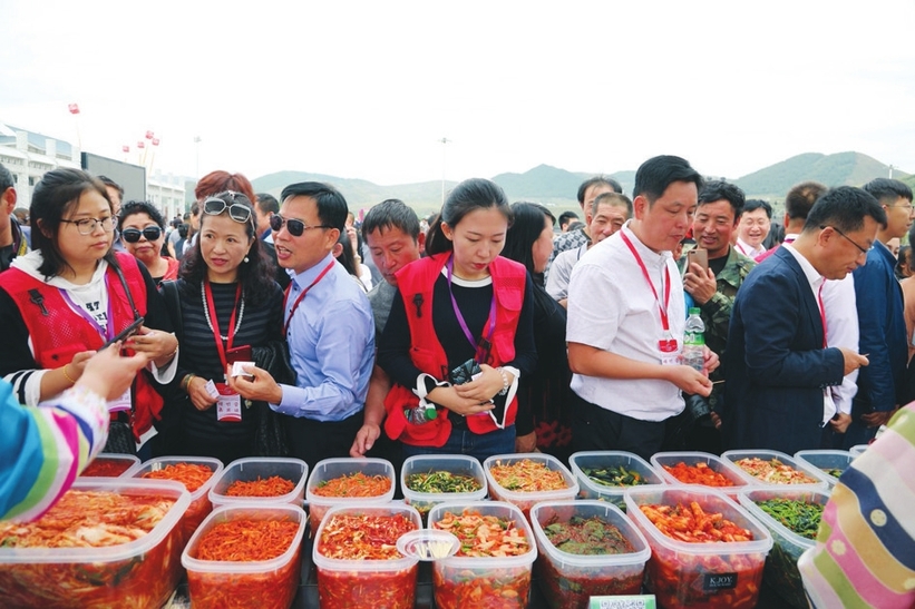庆祝长白朝鲜族自治县成立60周年掠影