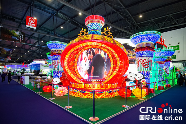 图片默认标题_fororder_自贡展馆灯彩展示（摄影-廖志全）