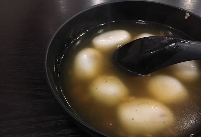 【食在重庆 摘要】这些没有辣椒的美食照样占领重庆人的餐桌