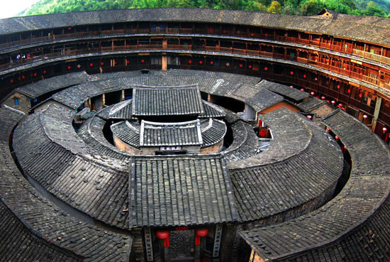 Dito lang sa Fujian may Hakka Tulou