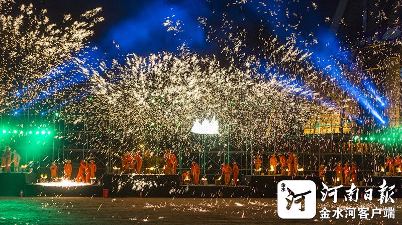 민간의 불꽃쇼 "타철화" 중국중앙방송국 설맞이 공연무대 등장