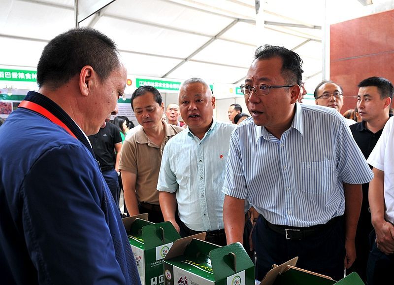 （导航绵阳，移动端）江油市首届“中国农民丰收节”暨特色农产品展示展销会举行