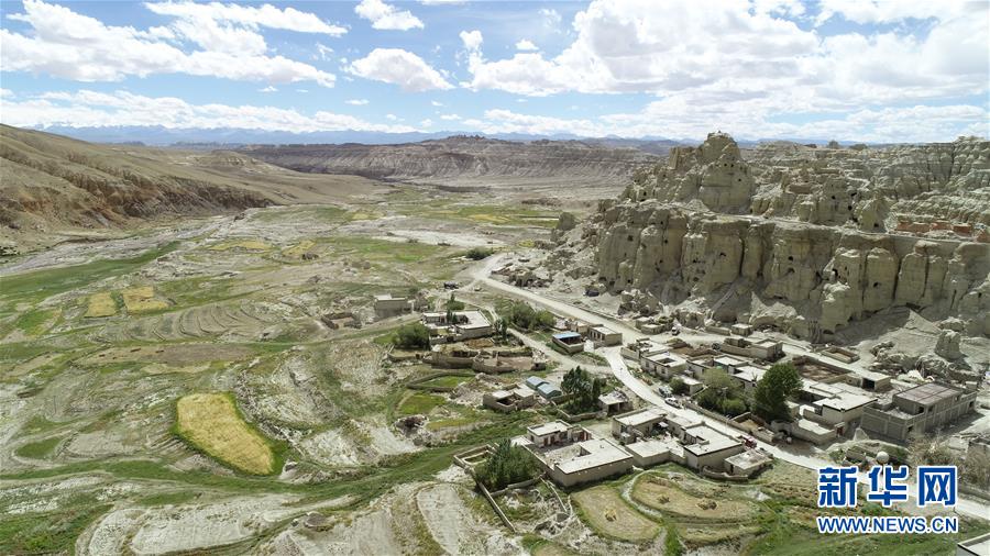 鸟瞰“世界屋脊的屋脊”西藏阿里