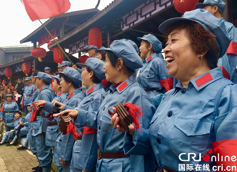 贵州毕节黔西乡村展现“红旅文化”迎国庆（组图）