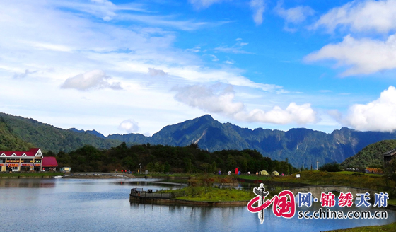 （乐游美食列表，移动端）向森林出发 西岭雪山国庆“0元旅游”