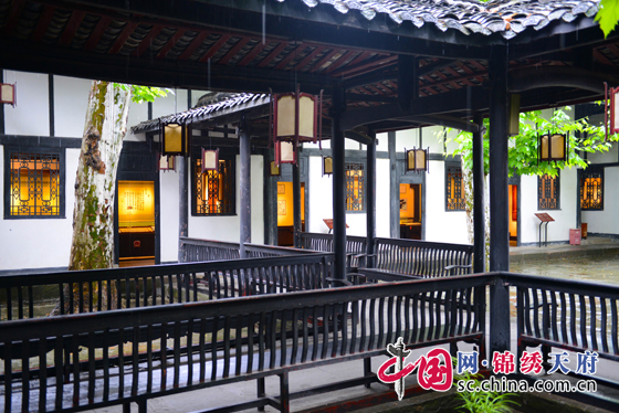 （乐游美食列表，移动端）2018年国庆去南充 四大主题旅游带你“乐翻天”