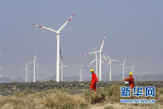 新疆：前八个月风电和光伏发电持续提升