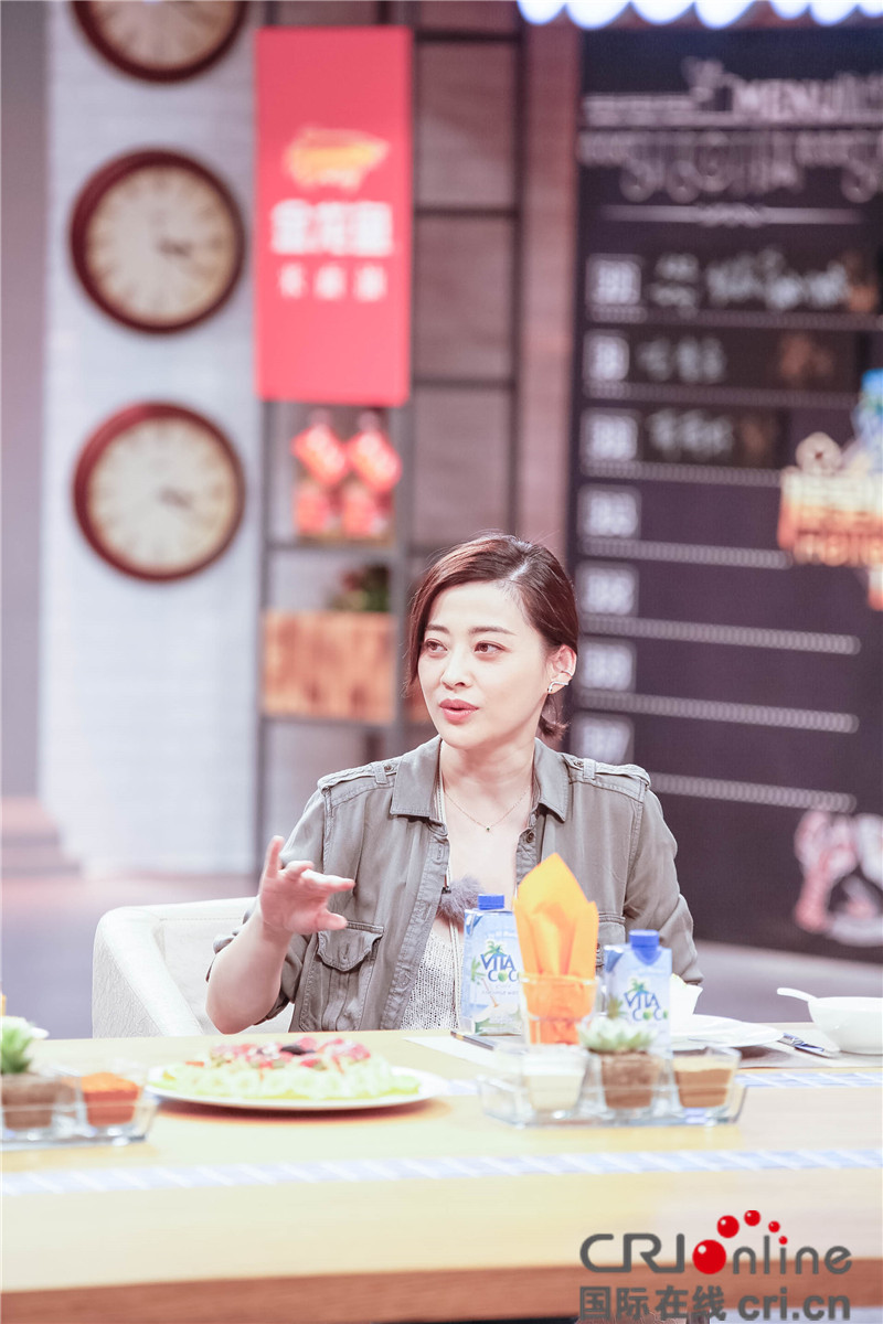 《谁是你的菜3》第四期将播 梅婷黄明家庭剧组大放料