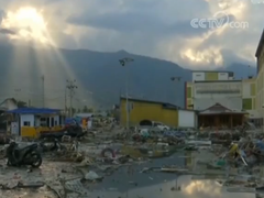 印尼强震引发海啸伤亡惨重 国际机构警告灾情或进一步加重