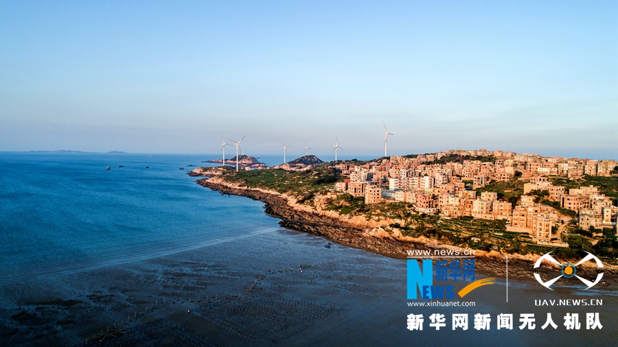 泉州】【滚动新闻】【移动版】【chinanews带图】福建惠安风车岛:海天