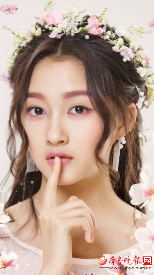 关晓彤热巴林允李沁 颜值最高八位90后女星PK
