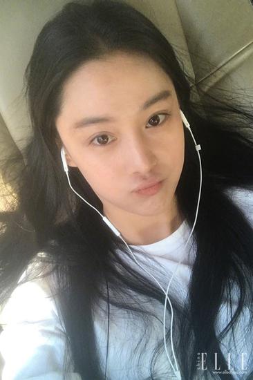 真女神才敢素颜：景甜当众洗脸 赵丽颖秒变学生