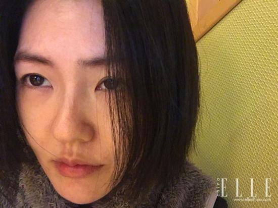 真女神才敢素颜：景甜当众洗脸 赵丽颖秒变学生