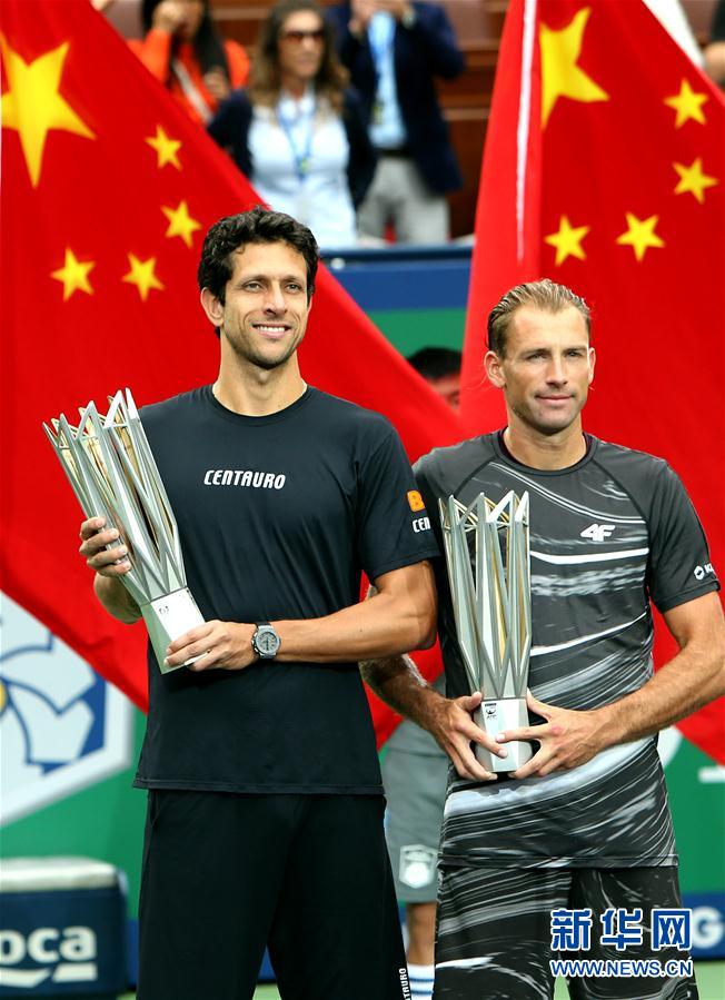 网球——上海大师赛：库伯特/梅洛获双打冠军