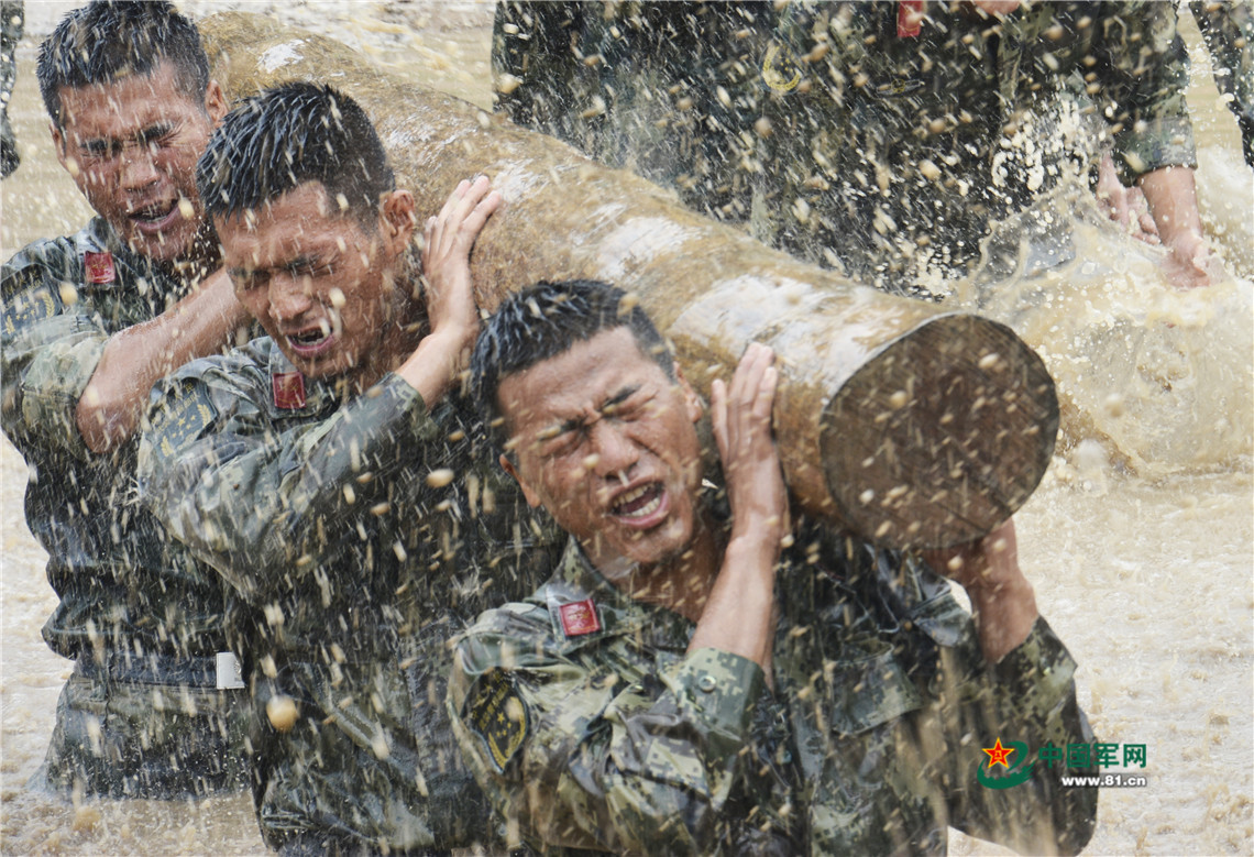 武警|武警广西总队：百炼成钢 新兵军事会操崭露锋芒 广西总队|百炼成