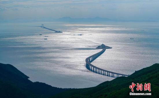港珠澳大桥增进大湾区城市互联 香港创科界冀优势互补共发展