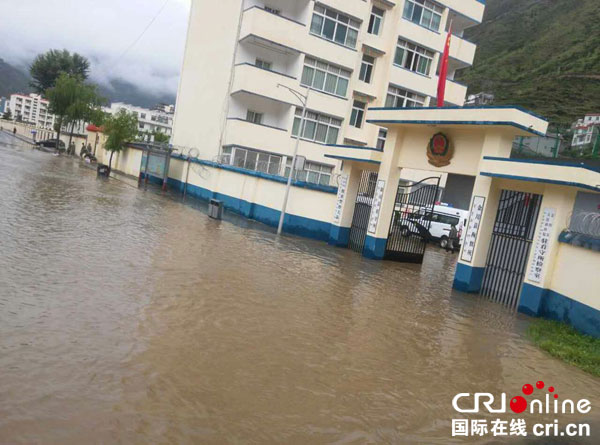 洪水泛滥   国际在线四川频道报道(何登勇):近日,四川省阿坝州金川县