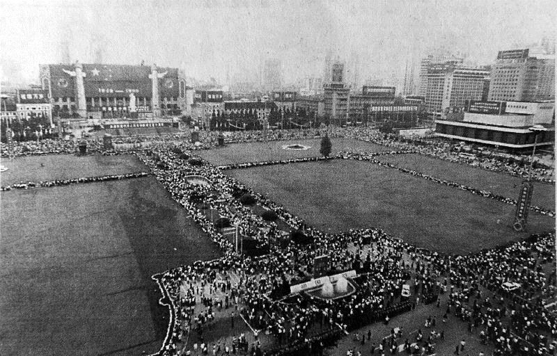 （焦点图，导航成都，移动端轮播图）成都之心 见证城市变迁