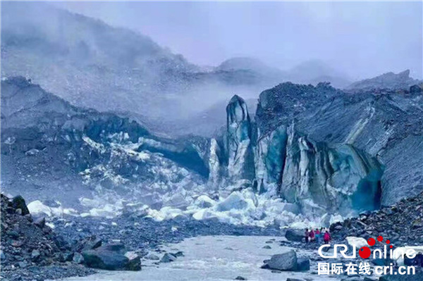 图片默认标题_fororder_海螺沟风光-海螺沟景区管理局-供图