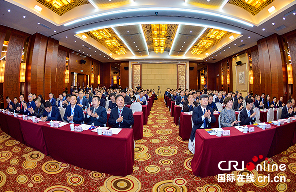 图片默认标题_fororder_5投资推介会现场（摄影-廖志全）