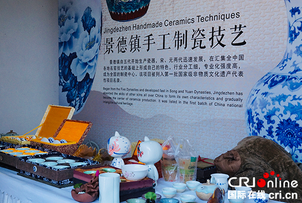 图片默认标题_fororder_景德镇瓷器展品（摄影-刘世光）