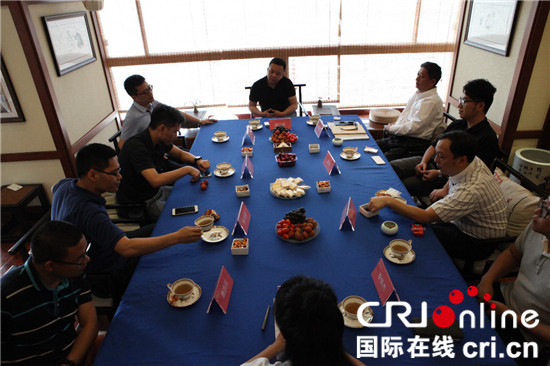 已过审【专稿列表】知名学者和业界精英齐聚 纵论新南滨国际范