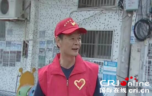 (供图 揭东县委宣传部)李书记到曲溪时,遇到正在当地督查的区人大主任