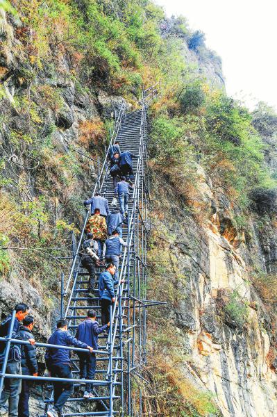 持续开猛药四川超常规治大凉山深贫