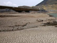 意大利首都罗马遭遇60年不遇旱灾 民众用水犯愁_fororder_33