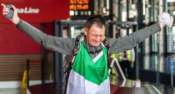 "爱尔兰阿甘"4年跑遍全球41国约5万公里(组图) "爱尔兰阿甘"4年跑遍全球41国约5万公里(组图)