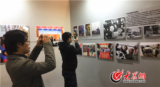 山东省庆祝改革开放40周年主题摄影展开幕