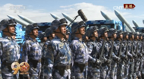 “中国军队独一无二！” 外国人花式点赞中国阅兵