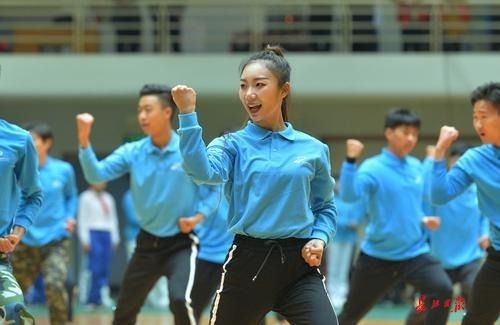 【与军运同行】【志愿服务】武汉3000市民参加军运杯·军体健身操赛