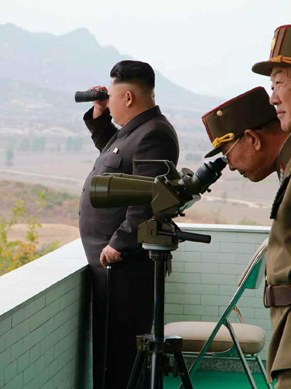 金正恩指導朝鮮人民軍對抗訓練(組圖)