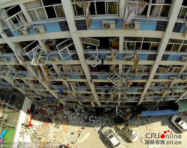 杭州一學校公寓樓爆炸 40余間宿舍受損13人受傷(高清組圖)