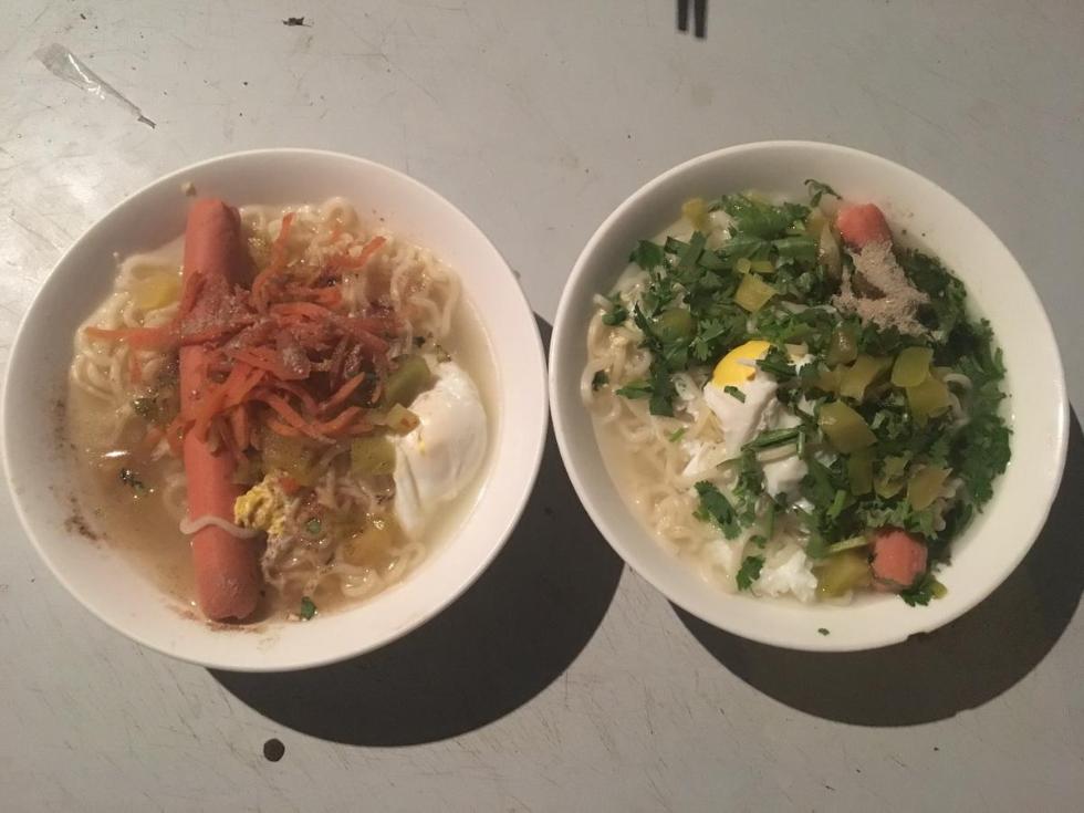 挑战日本《深夜食堂》,中国老汉卖方便面年入百万