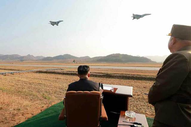 金正恩指導朝鮮飛行員訓練 登米格-29戰機(組圖)