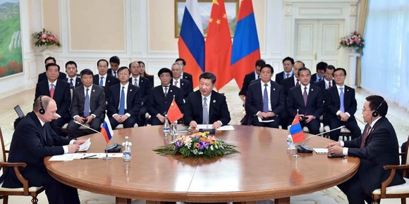 習近平主持中俄蒙三國元首第三次會晤