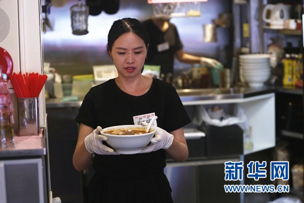 浙江妹子把麻辣烫开到日本