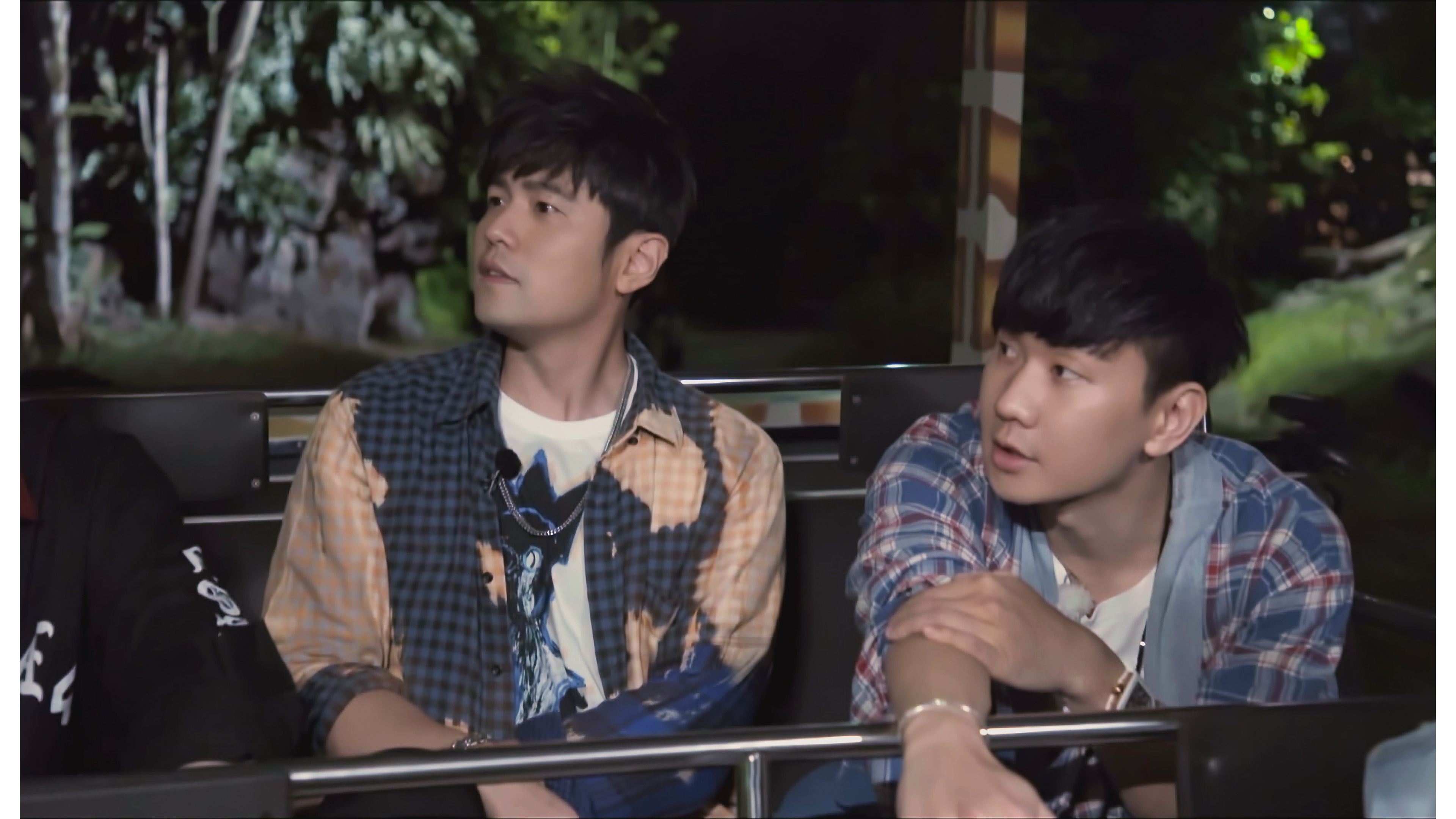 《周游记》首播 周杰伦,林俊杰探寻最"童真"新加坡