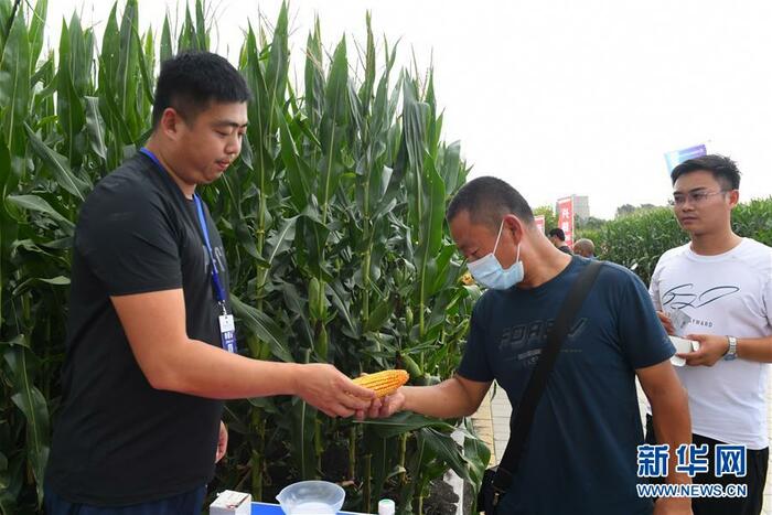 제19회 장춘 농업박람회 개막...스마트 농업이 대세!_fororder_挑选商品