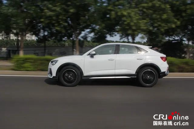 汽车频道【独家+焦点轮播图】给你不一样的“感觉” 试驾奥迪Q3轿跑